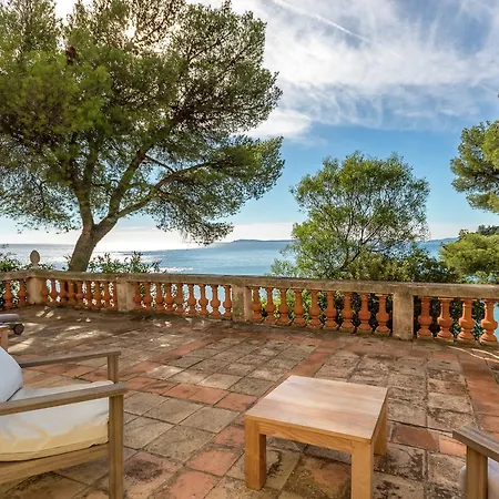 Beautiful In Near Sea Villa *