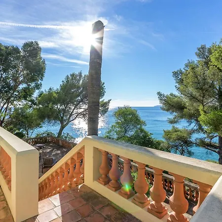 Villa Beautiful In Near Sea
